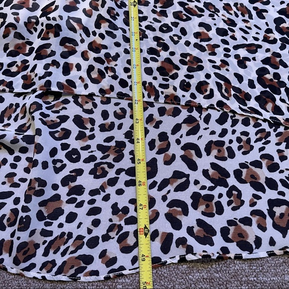 Leopard Print V-Neck Maxi Dress - Picture 7 of 8